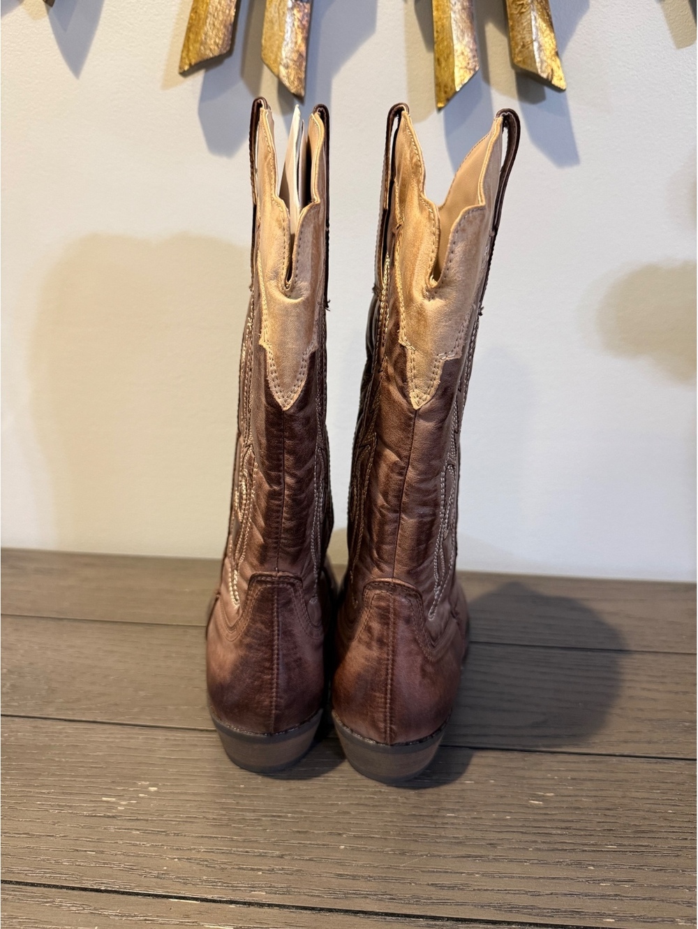 Coconuts Women's Brown Western Boots Size 6.5 - Picture 3 of 6